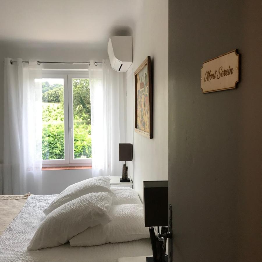 Chambres D'Hotes Et Gites Le Mas Mellou Orange  Exterior photo
